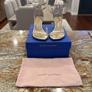 Stuart Weitzman Nudistcurve Heel, metallic gold